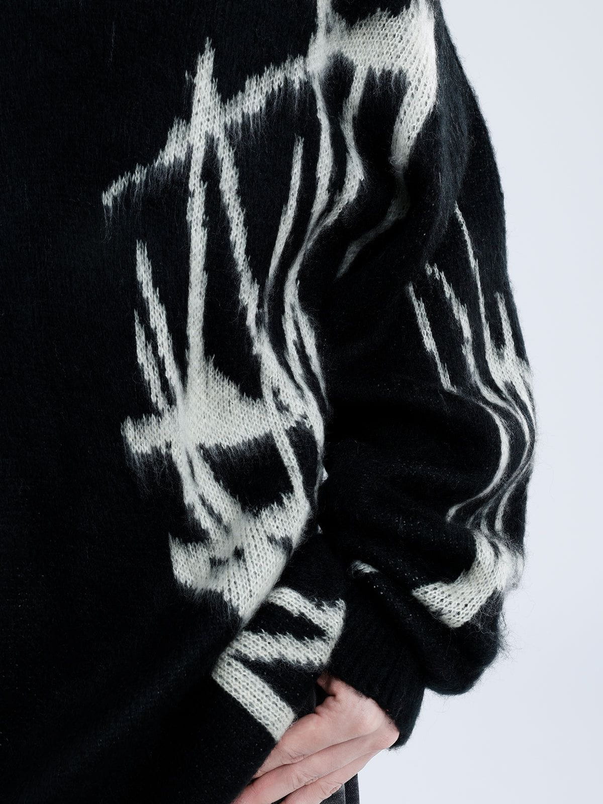 Fvshya Irregular Graffiti Sweater